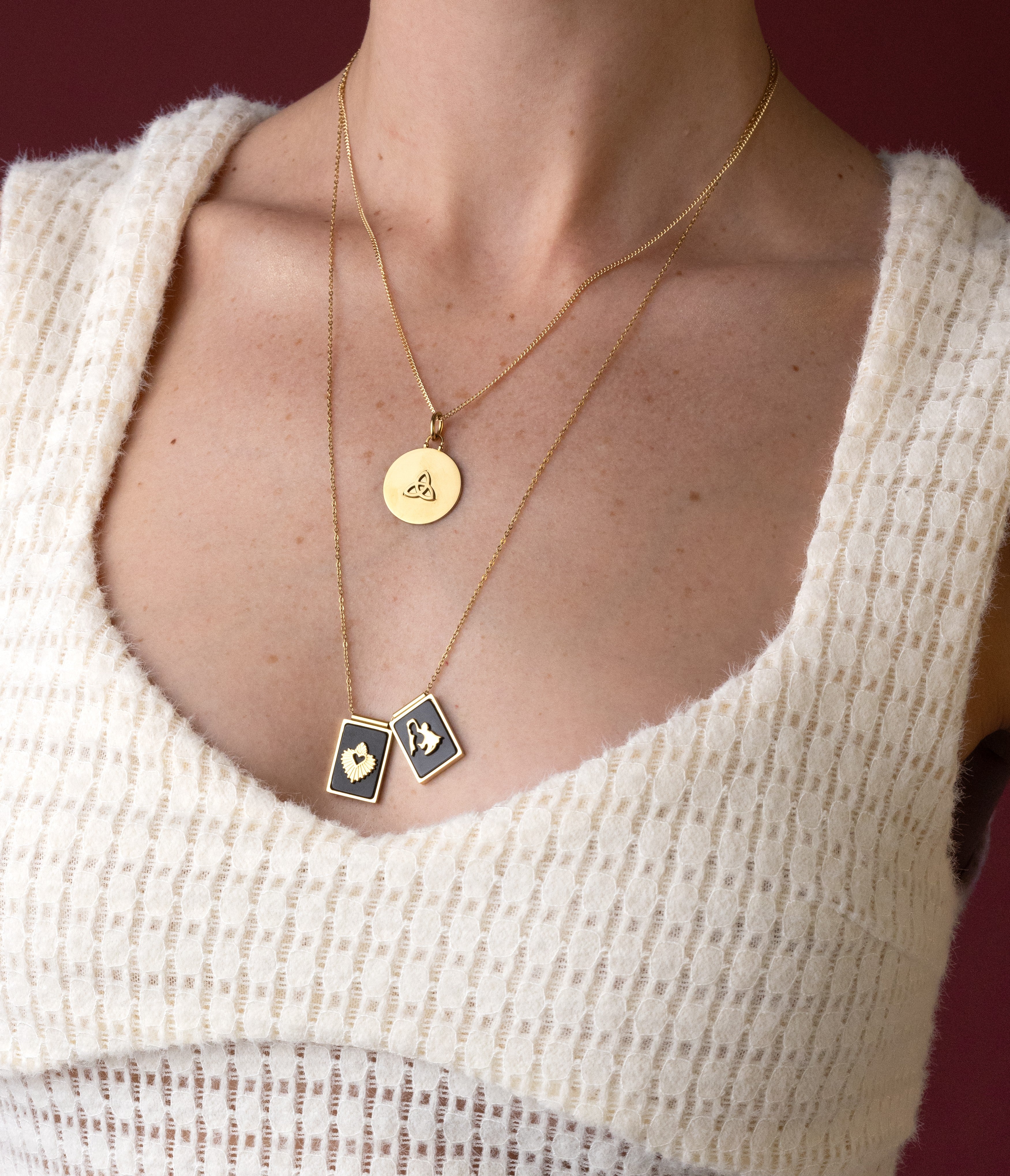 TRINITY KNOT Necklace